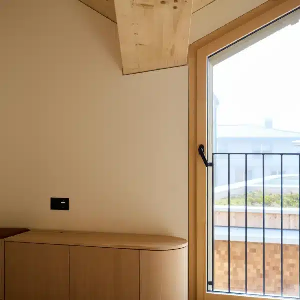 Interieurbouw met tacker en afwerknagels – voor zichtwerk